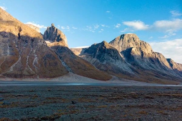 Sunset End Sunny Summer Day Remote Arctic Valley Akshayuk Pass — Stock Photo, Image