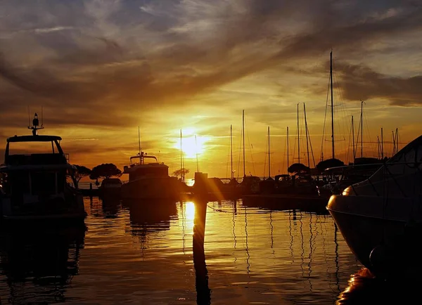 Sonnenuntergang Und Sonnenaufgang — Stockfoto