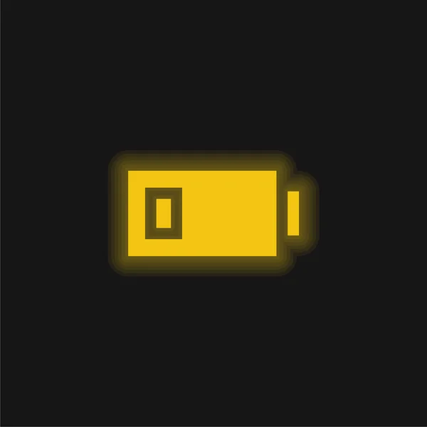 Battery Yellow Glowing Neon Icon — Stock Vector