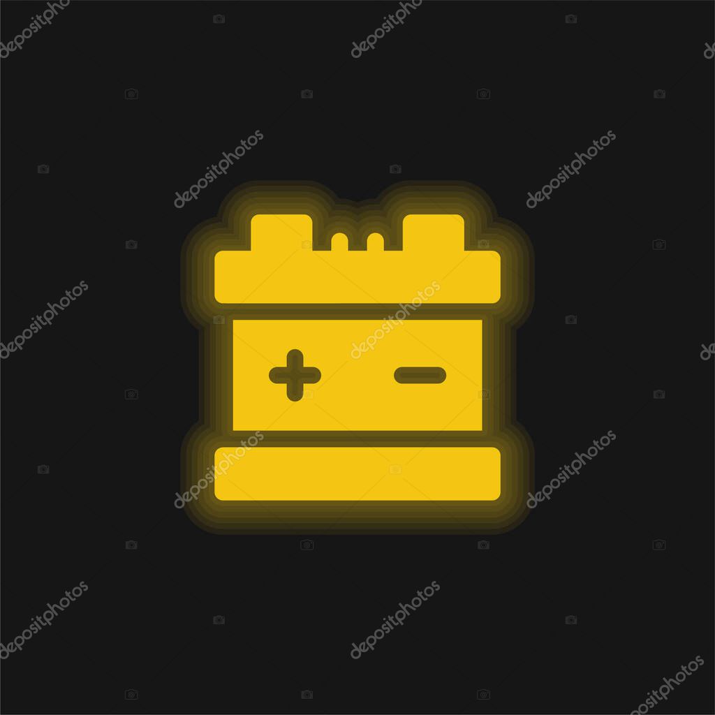 Battery yellow glowing neon icon