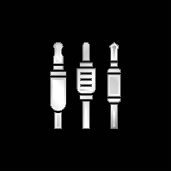 Серебристый металлический значок