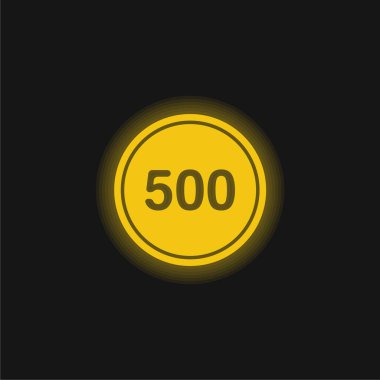 Siyah bir çemberde, üzerinde sarı renkli parlak neon bir simge olan 500 kişi.