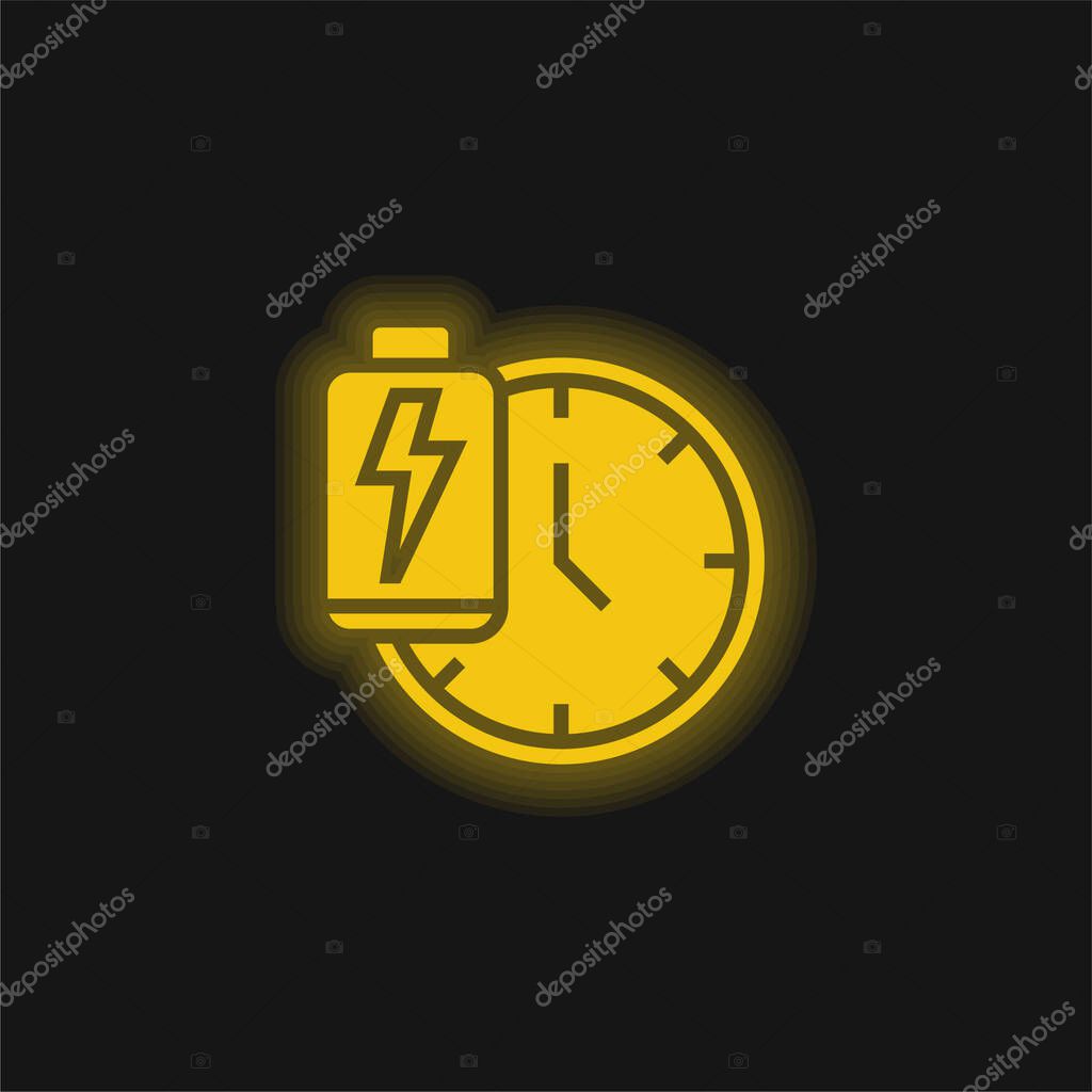 Battery yellow glowing neon icon