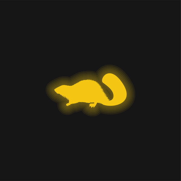 Желтая сияющая неоновая икона в форме животного-бобра
