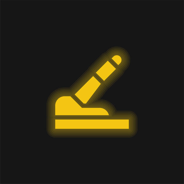 Brake yellow glowing neon icon
