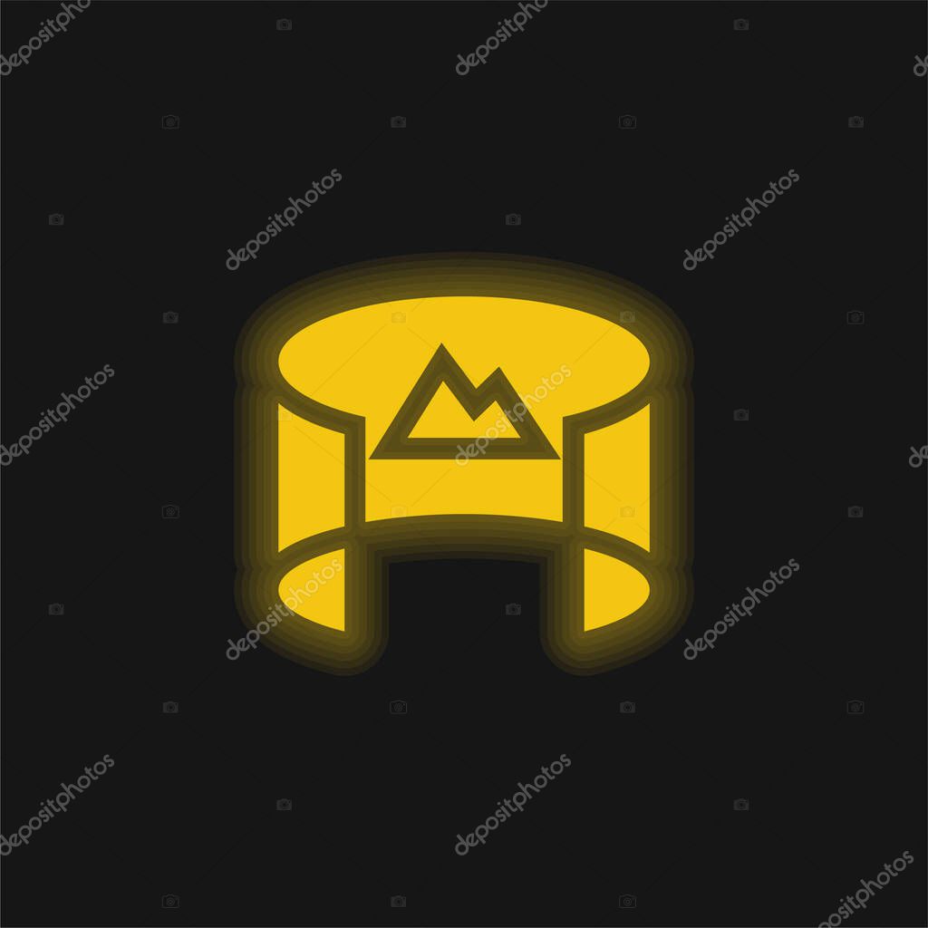 360 View yellow glowing neon icon