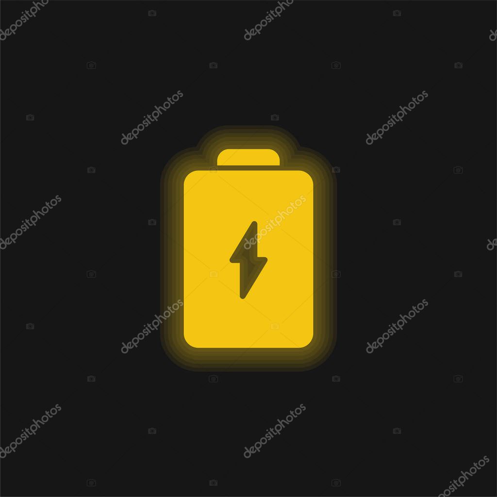 Battery yellow glowing neon icon