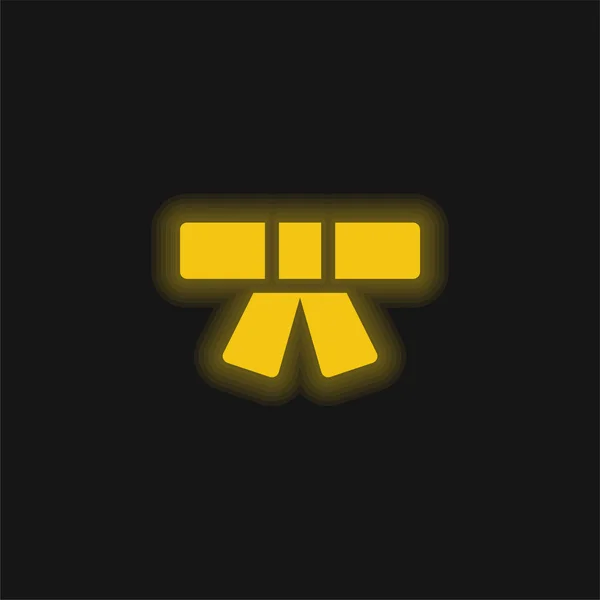 Belt yellow glowing neon icon — Stock Illustration Belt Yellow Glowing Neon Icon Vector Graphics