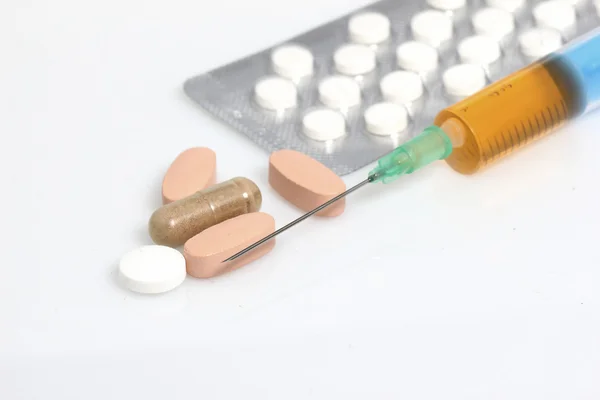 Farmaco siringa medicina e farmaci — Foto Stock