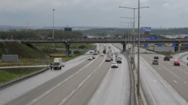 modern metropolis sokaklarında trafik