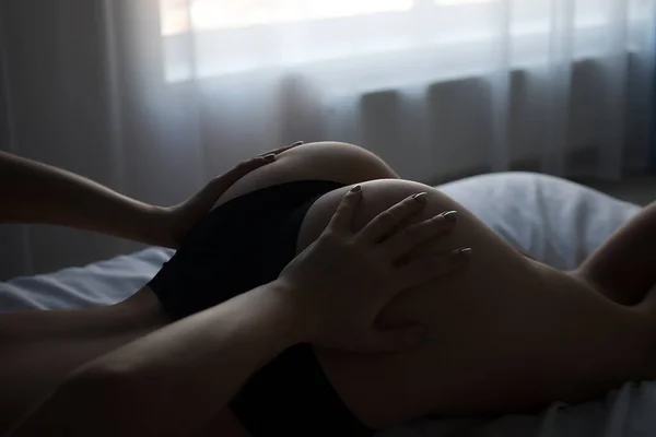 Rückansicht Der Schlanken Sexuellen Nackten Frau Höschen Die Auf Dem — Stockfoto