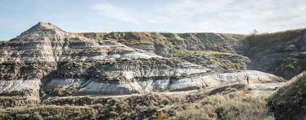 Badlands canadienses desérticos como el paisaje, filmado en Drumheller, Alberta, Canadá — Foto de Stock