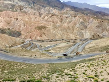 Ladakh Yolu, Ladakh 'taki Güzel Yol, Ladakh Turizmi, Ladakh, Kaşmir' deki Turistik Mekan, Kaşmir 'deki Manzara