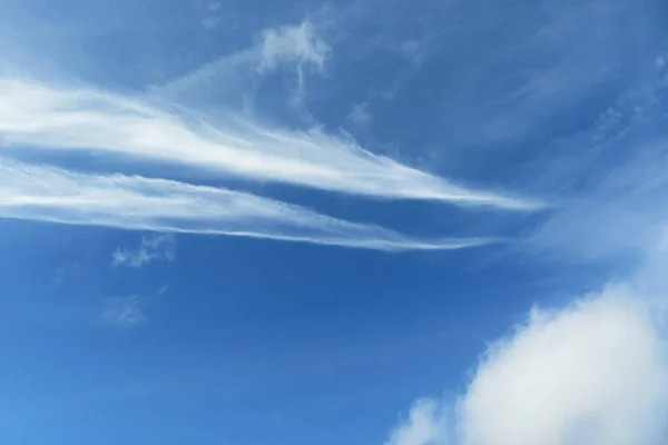 Blue Sky Beautiful Fluffy Clouds Natural Background — Stock Photo, Image