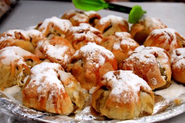 Elmalı turta Baked elma fındık ile doldurulmuş
