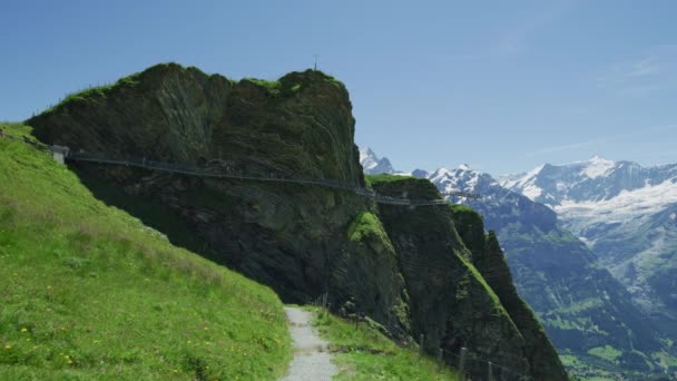 Ścieżka Prowadząca Pierwszego Skały Grindelwald First — Wideo stockowe