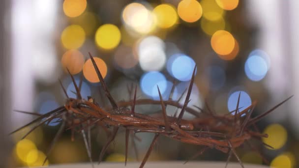 Corona Espinas Girando Con Luces Fondo — Vídeos de Stock