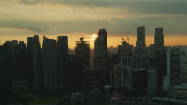日没時のシンガポールダウンタウン — ストック動画
