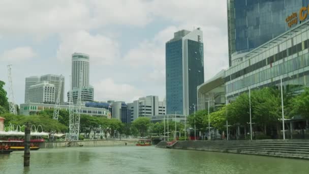 Singapore River Flowing City — Stockvideo
