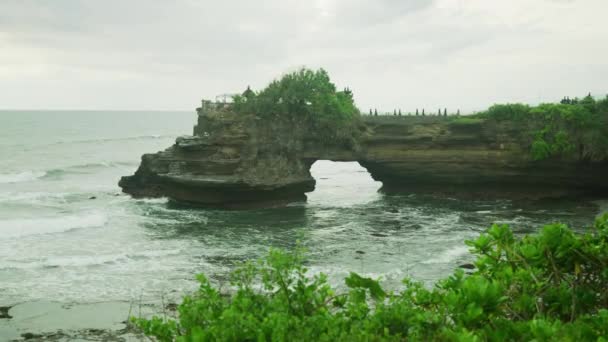 Pura Batu Bolong Tanah Lot Bölgesi Bali — Stok video