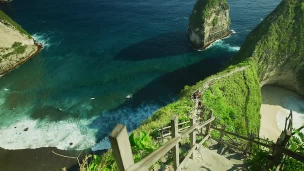 Pfad Bei Nusa Penida — Stockvideo