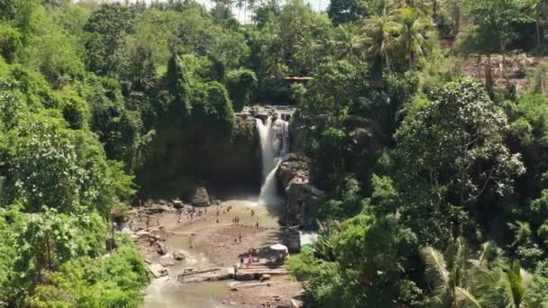 Bilder Vattenfall Bali — Stockvideo