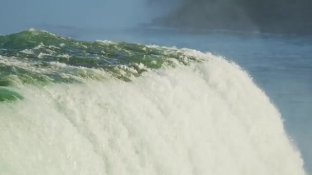 Nahaufnahme Eines Wasserfalls — Stockvideo