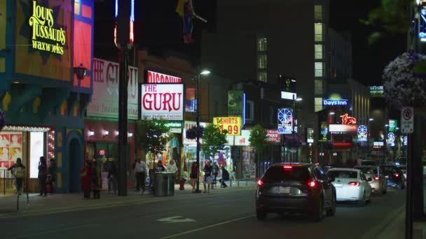 Vezetés Victoria Avenue Niagara Falls Ban Éjszaka — Stock videók