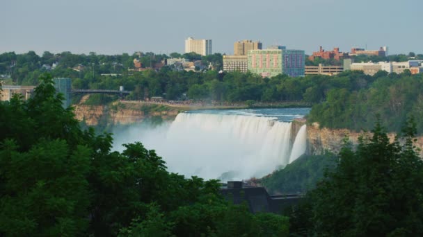 从美国纽约加拿大一侧看到的美国瀑布 — 图库视频影像