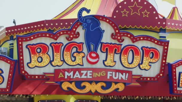 Big Top Maze Niagara Vízesés — Stock videók