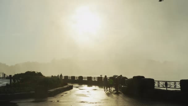 Сонце Видиме Через Туман Падінні Ніагари — стокове відео