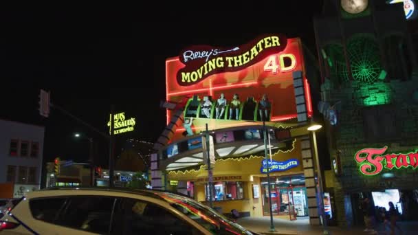 Night View Ripley Moving Theater Niagara Falls — Stock Video