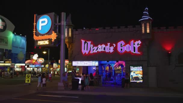 Wizards Golf Den Niagarafällen Nachts — Stockvideo