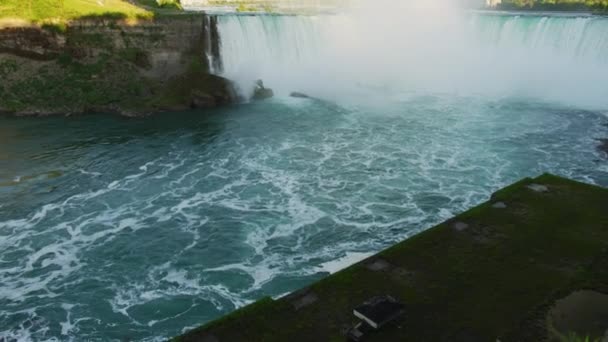 Niagara River Horseshoe Falls — Video