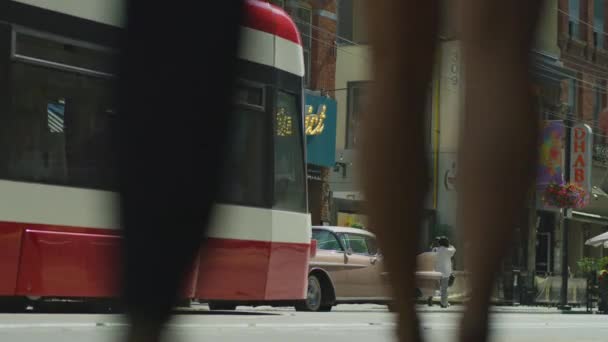 Винтажный Автомобиль Припаркован Улице Торонто — стоковое видео