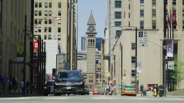 Torre Del Reloj Vista Desde Bay Street Toronto — Vídeos de Stock