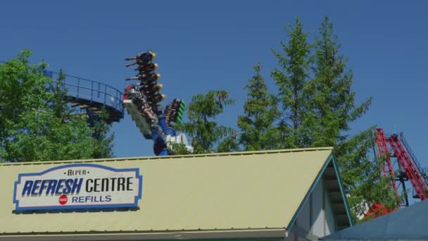 Shockwave Seen Roof Canada Wonderland — Stock video