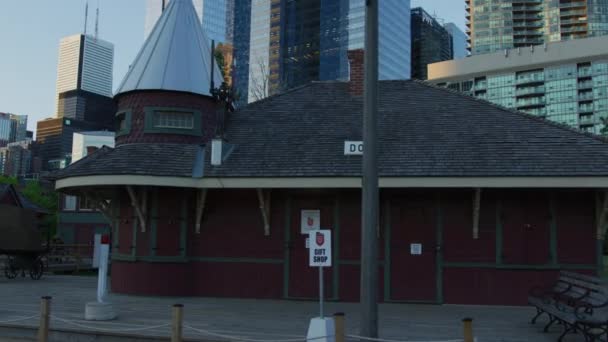 Toronto Daki Roundhouse Park Taki Don Stasyonu — Stok video
