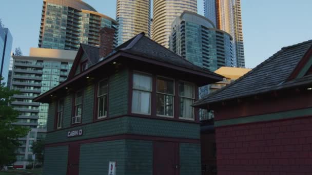 Cabin Roundhouse Park Toronto — Stok Video