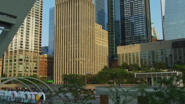 Estabilizadores Nathan Phillips Square Toronto — Vídeo de Stock