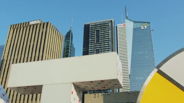 Rascacielos Detrás Toronto Signo — Vídeos de Stock