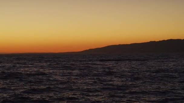 Das Meer Bei Sonnenuntergang — Stockvideo