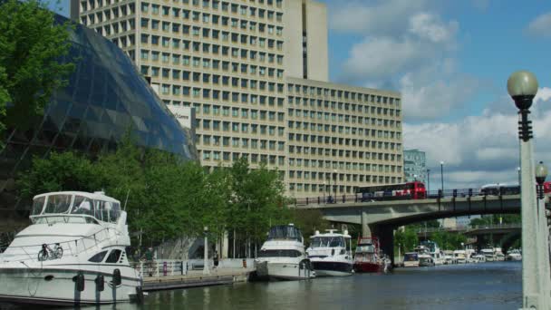 Boten Afgemeerd Langs Het Rideau Kanaal Ottawa — Stockvideo