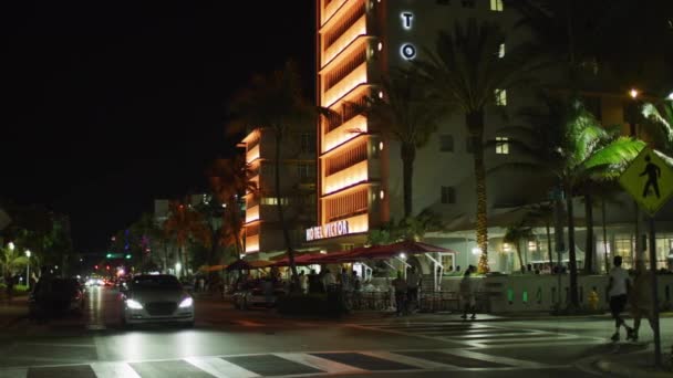 Hotel Victor Ocean Drive Miami Beach Bei Nacht Vereinigte Staaten — Stockvideo