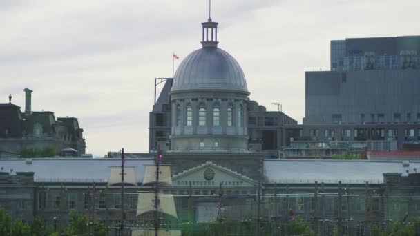 Parc Attractions Devant Marché Bonsecours — Video