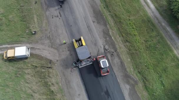 Widok Lotu Ptaka Drogę Budowie Maszyny Przemysłowe Pracowników — Wideo stockowe