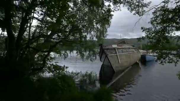 Barco Abandonado Loch Ness — Vídeo de Stock