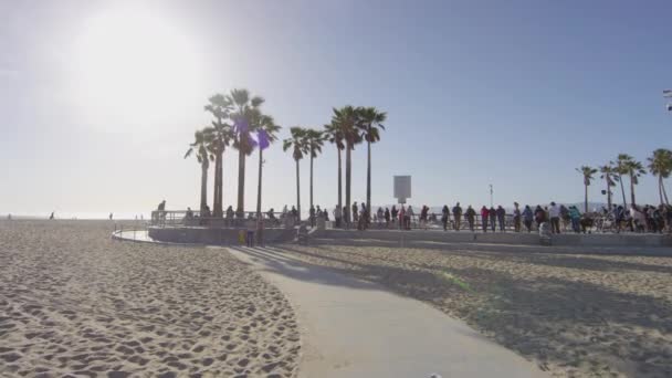 ヴェネツィアビーチでのボードウォーク — ストック動画