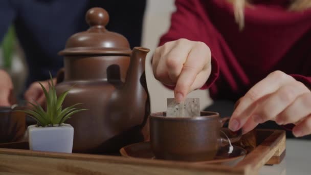 Cropped Footage Man Woman Sitting Drinking Tea — Stock Video