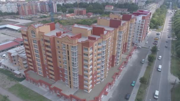 Plano Aéreo Edificios Apartamentos — Vídeo de stock